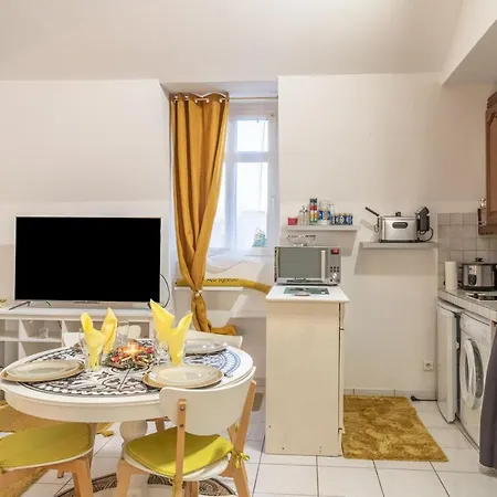 La Petite Reine Blanche Apartment Dammarie-les-Lys